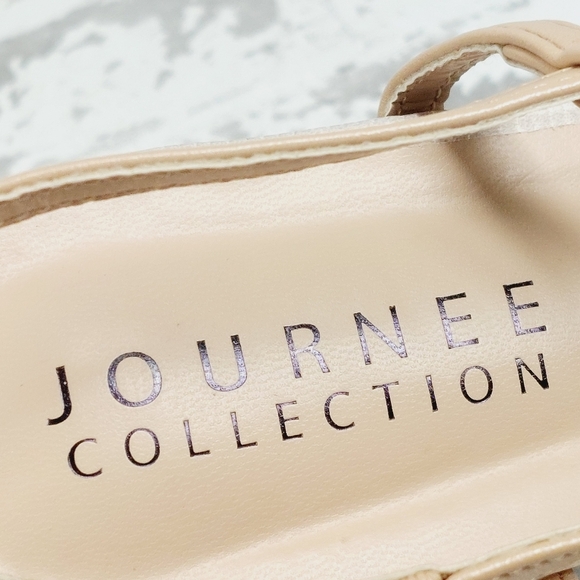 New Journee Collection Womens Bridget Sandals K374 - Picture 9 of 11